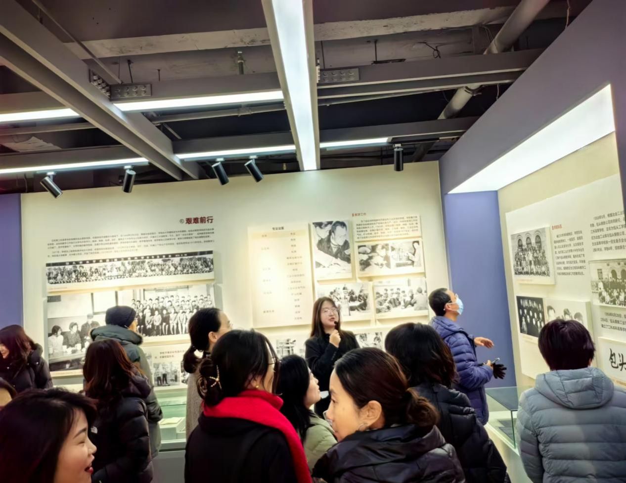 公司举办“建功立业新时代 我与科大共奋进”校史馆参观学习活动